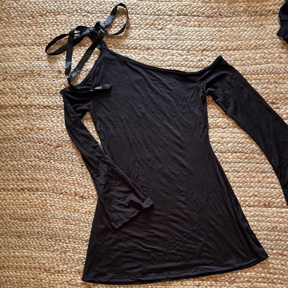 Elegant Black Off-Shoulder Dress